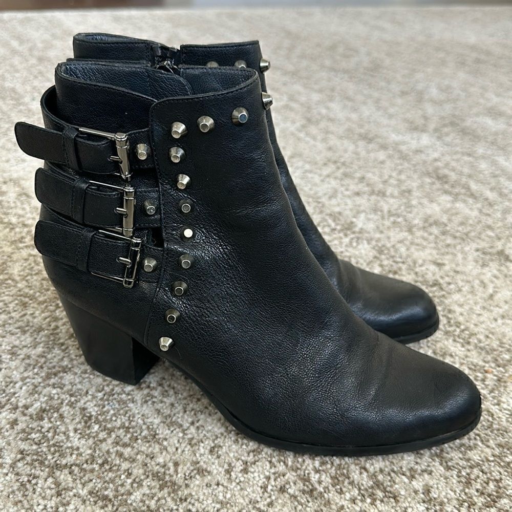 STUART WEITZMAN Black Studded 3 Strap Buckle Zipper Ankle Boots Heels 6